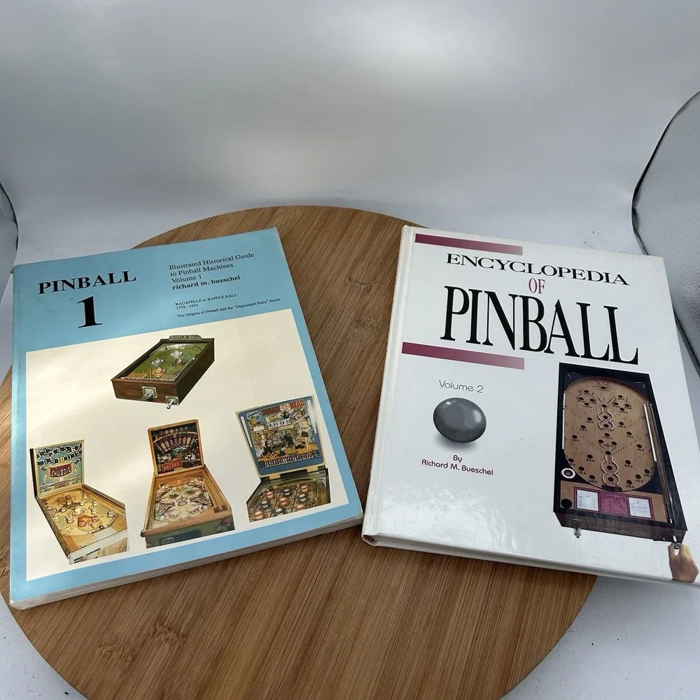PINBALL Volume 1 &‎ 2 Historical Guide To Pinball Machines ~ Richard Bueschel